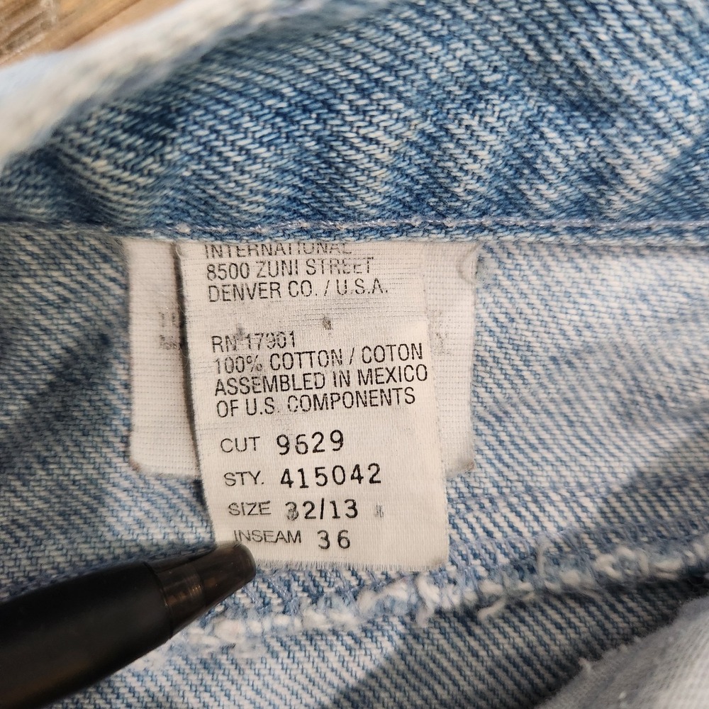 VTG 90 Rocky Mountain Bareback Jeans 28 Waist 31.5 Inseam Cutout Back Light Wash - Picture 10 of 13